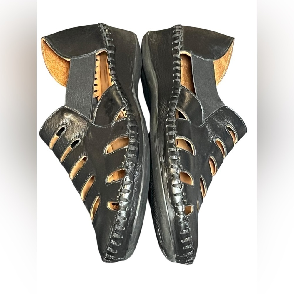 VENUS Black Leather Fisherman Sandals Cutout Comfort Boho Walking EU 37 6.5 - Picture 2 of 6